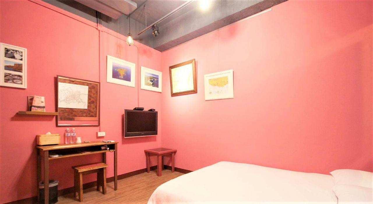 Dongning Atlas Hotel Tainan Exterior photo