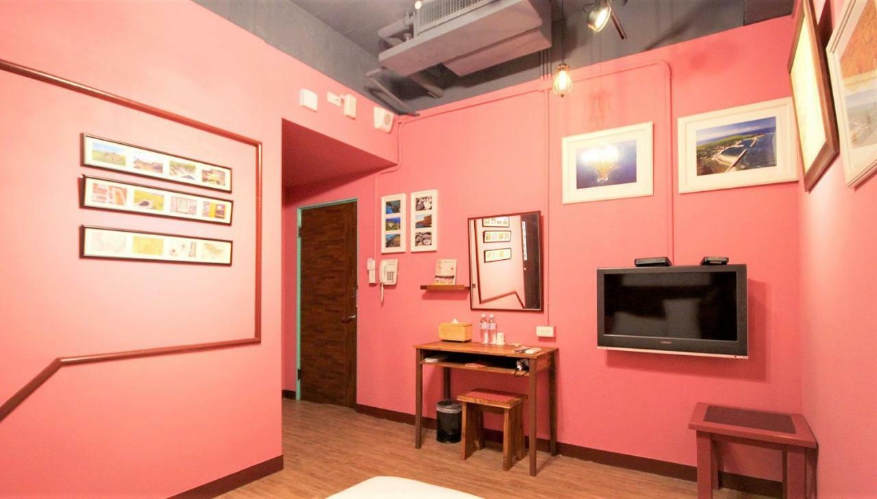 Dongning Atlas Hotel Tainan Exterior photo