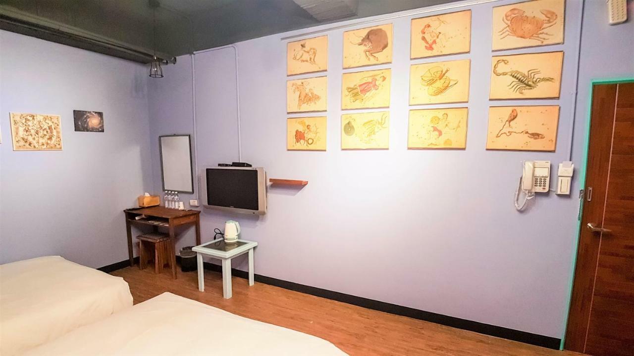 Dongning Atlas Hotel Tainan Exterior photo