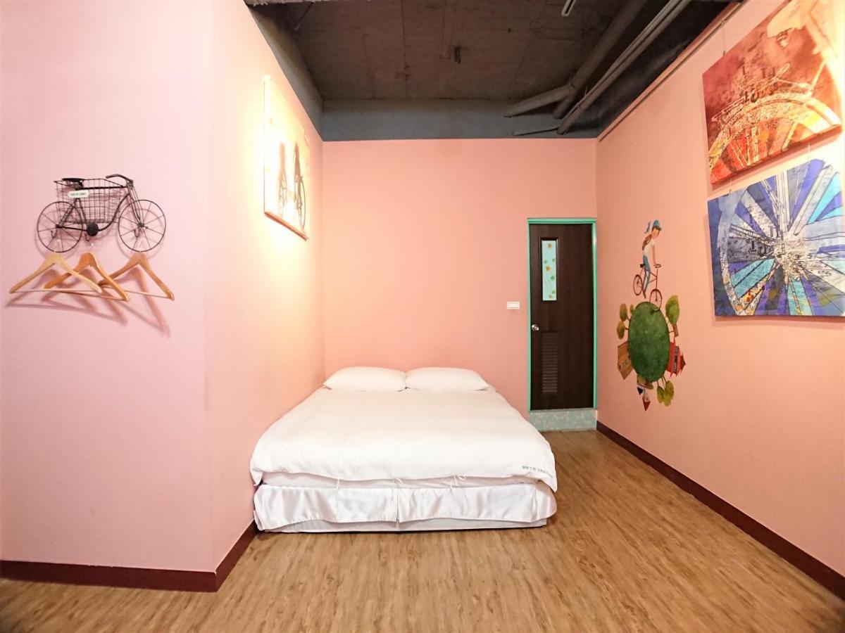 Dongning Atlas Hotel Tainan Exterior photo